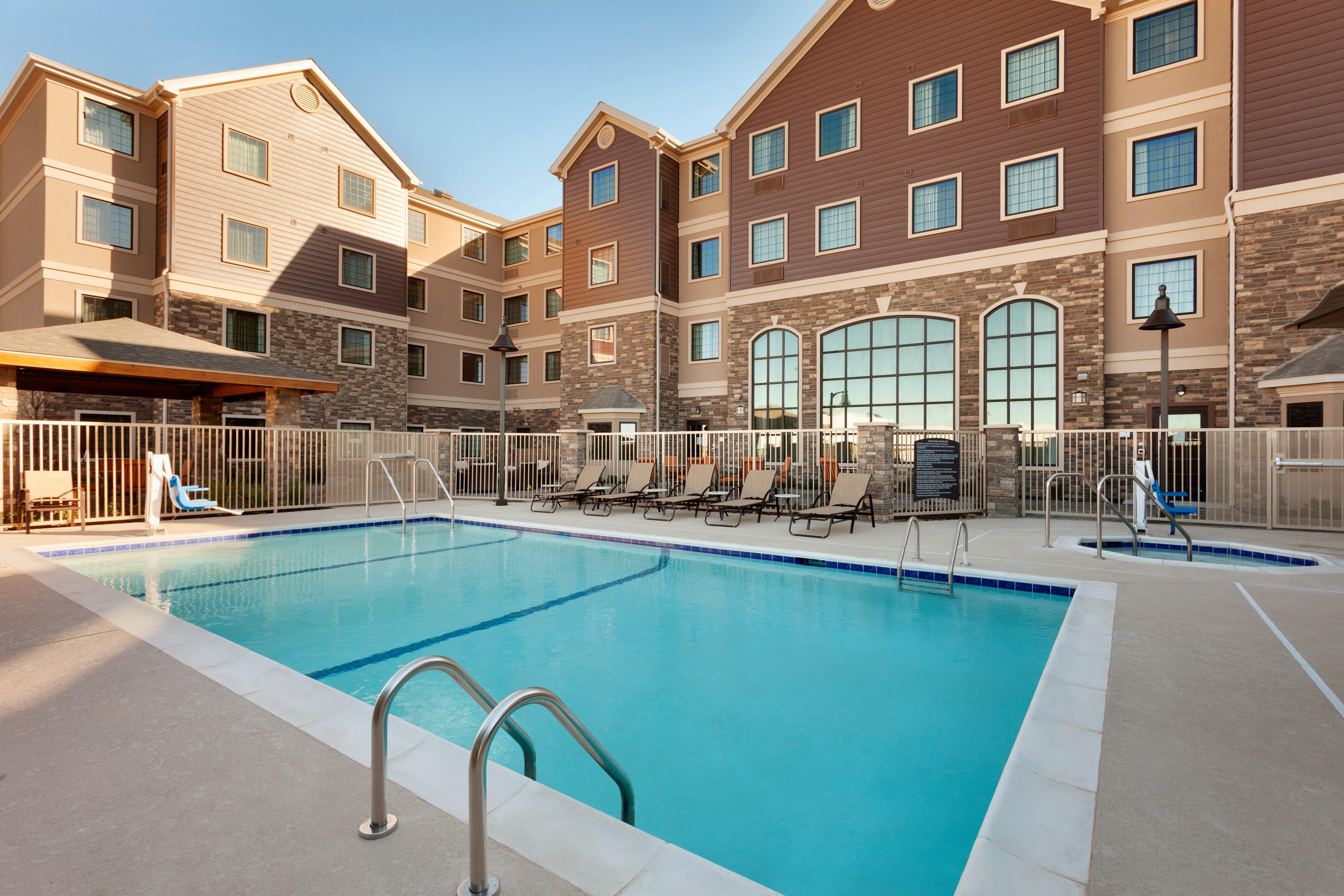 Staybridge Suites Midland By Ihg Ngoại thất bức ảnh